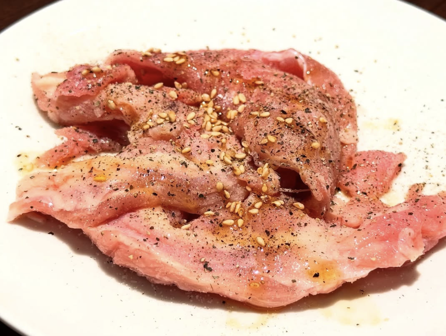 🥩 お客様からの嬉しい声が続々と！本格炭火 焼肉家やみつきの魅力をお伝えします ✨
